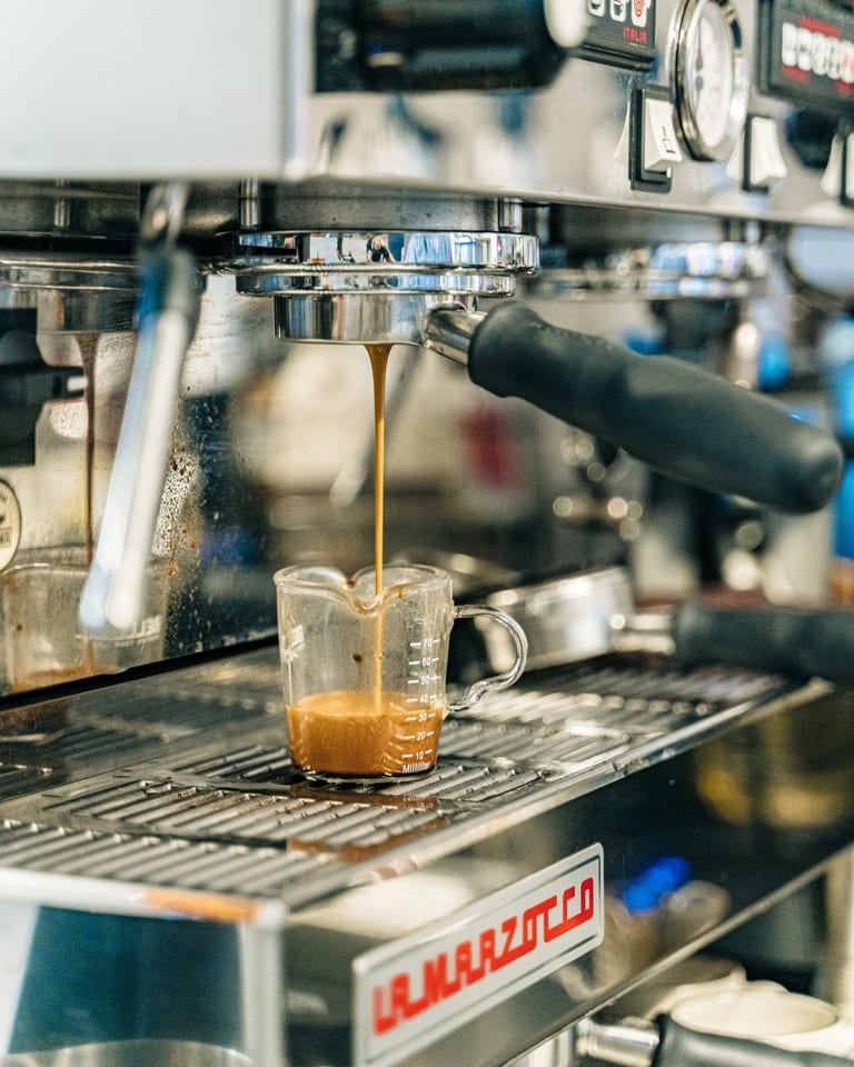 TUNNEL COFFEE BAR 사진 2