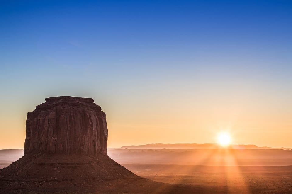 Western USA — 모뉴먼트밸리의 해돋이 | Sunrise at the Monument Valley, Arizona, USA | 2016